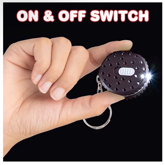 Cookie LED Keychains (random pick) - Picture 2 of 3